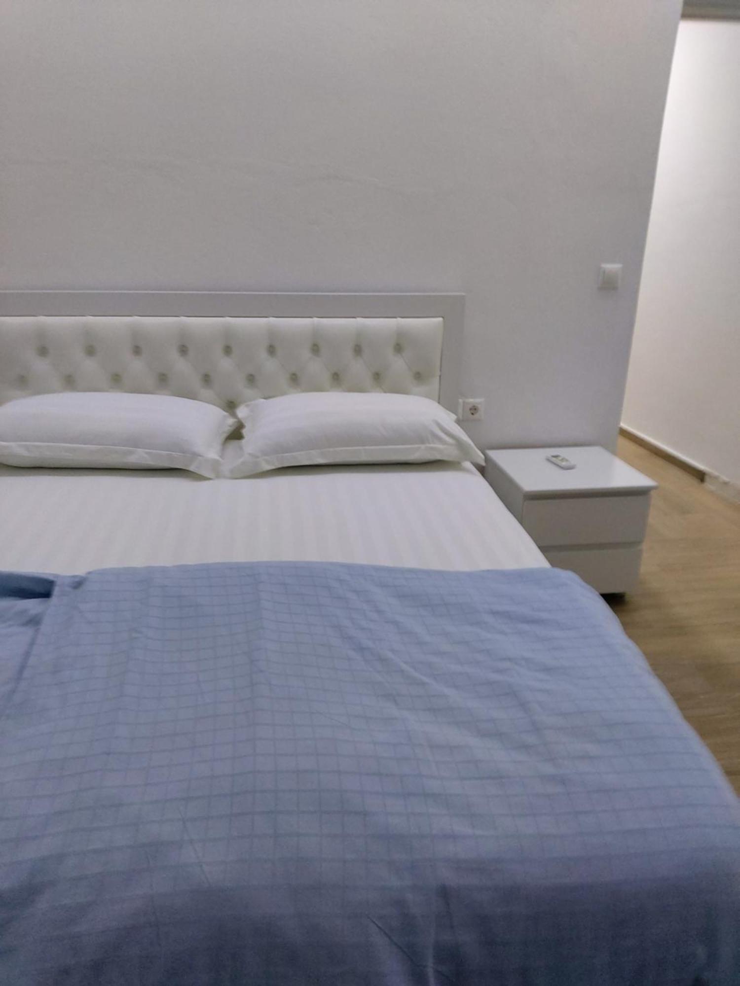Spacious Apartment Near The Beach Sarandë Exterior foto